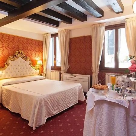 Ca' Della Loggia Velence