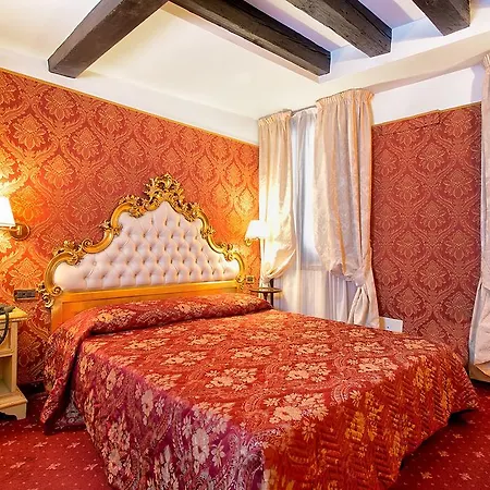 Ca' Della Loggia Venedig