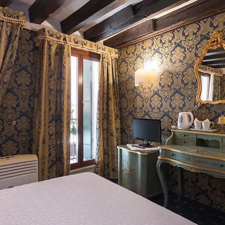 Bed & Breakfast Ca' Della Loggia Venedig