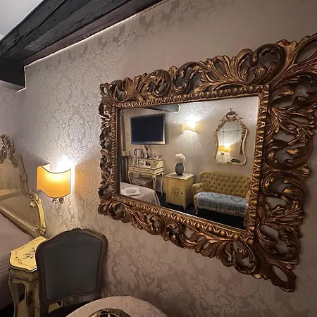 Bed & Breakfast Ca' Della Loggia Venedig