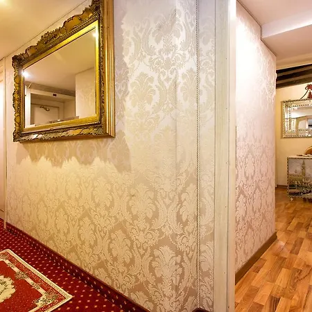 فندق مبيت وإفطار Ca' Della Loggia 3*