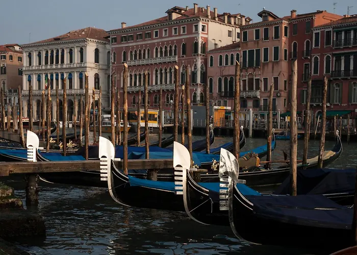 Bed & Breakfast Ca' Della Loggia 3*