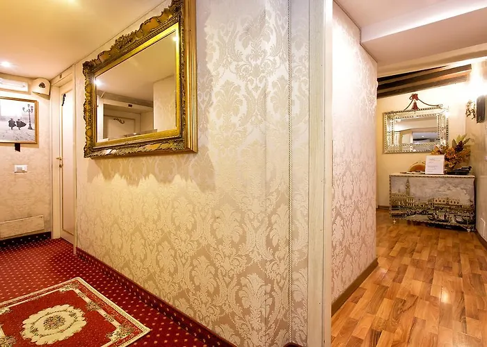 Bed & Breakfast Ca' Della Loggia 3*